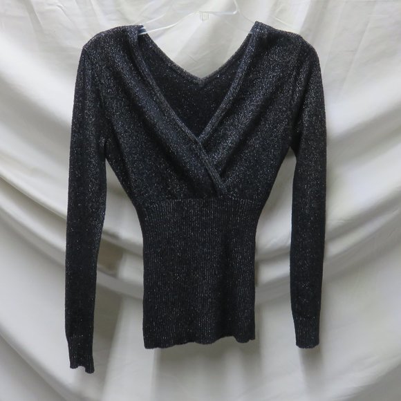Long Sleeve Black Sequined V-Neck Sweater - Picture 5 of 7